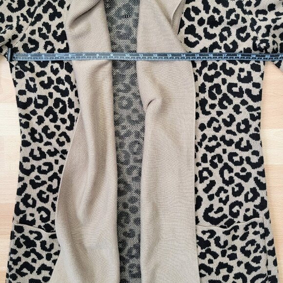 EUC Moon & Madison Cardigan Sweater Leopard Print | Size: Medium - Picture 6 of 13